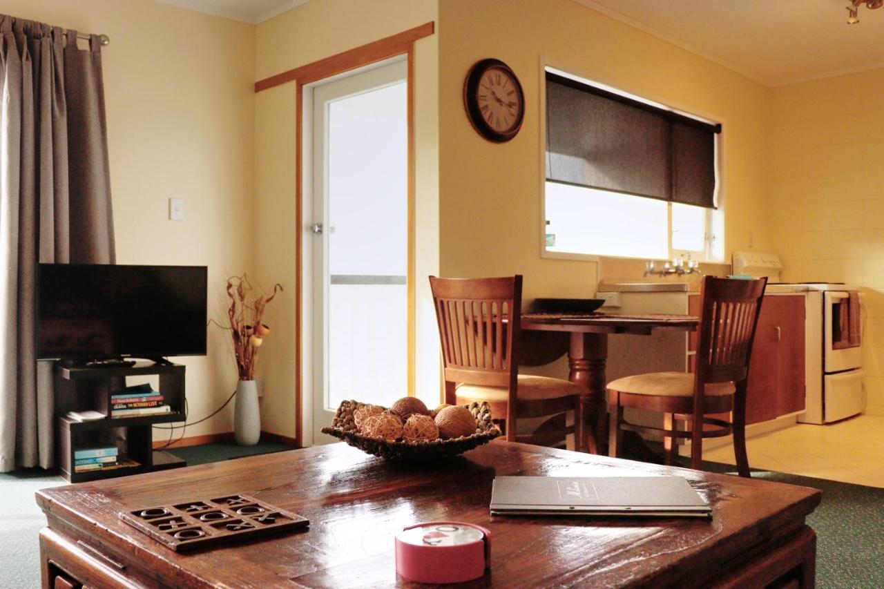 Al Louise Accommodation มาโงนูอี ภายนอก รูปภาพ